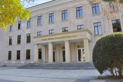 Sumqayıtda tanınmış gimnaziyanın şagirdləri sinifsiz qalıb